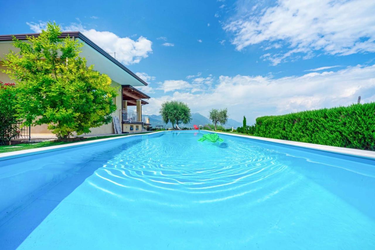 Piscina Panoramica - La Casa Volante Villa Soiano Del Lago Bagian luar foto